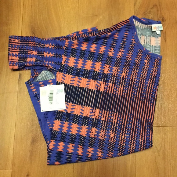 LuLaRoe Outfit - Picture 2 of 4